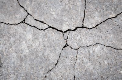 Repair Cracks in Cement Surfaces!